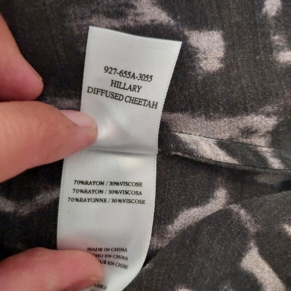 Rails Black & Lavender Animal Print Blouse Size L - Picture 13 of 13